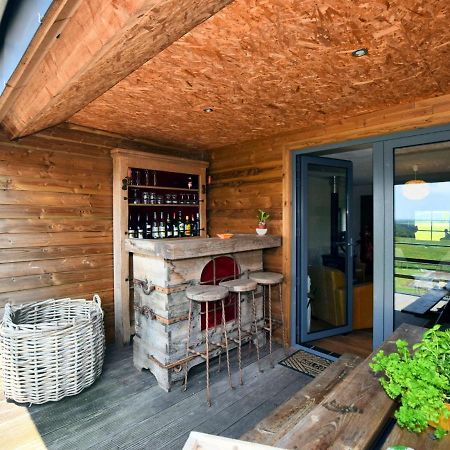 Comfortable And Spacious Apartment With Cosy Terrace And Fabulous View Mont  Екстериор снимка