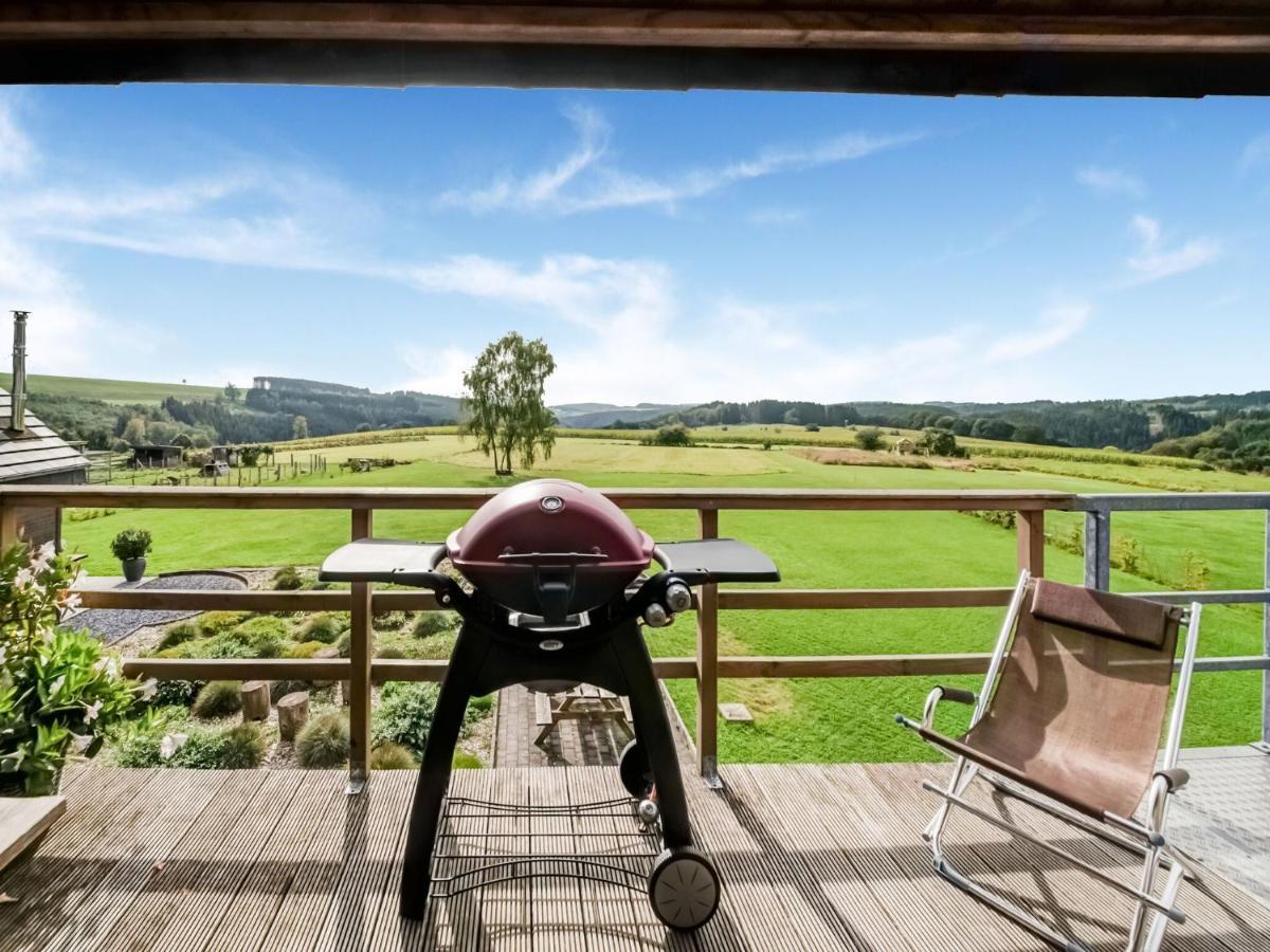 Comfortable And Spacious Apartment With Cosy Terrace And Fabulous View Mont  Екстериор снимка